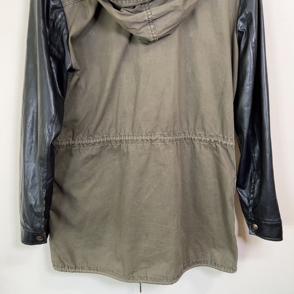 ARITZIA |  TALULA TROPER ARMY UTILITY FAUX LEATHER SLEEVE JACKET - Picture 14 of 16